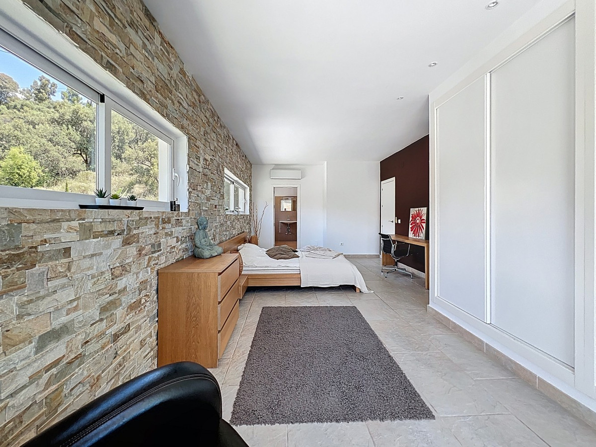 Se vende Villa - Chalet de 7 dormitorios en Costa Del Sol East, Málaga, España