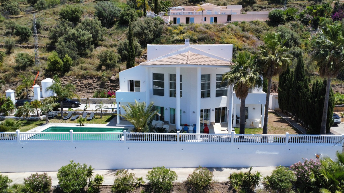 Se vende Villa - Chalet de 7 dormitorios en Costa Del Sol East, Málaga, España