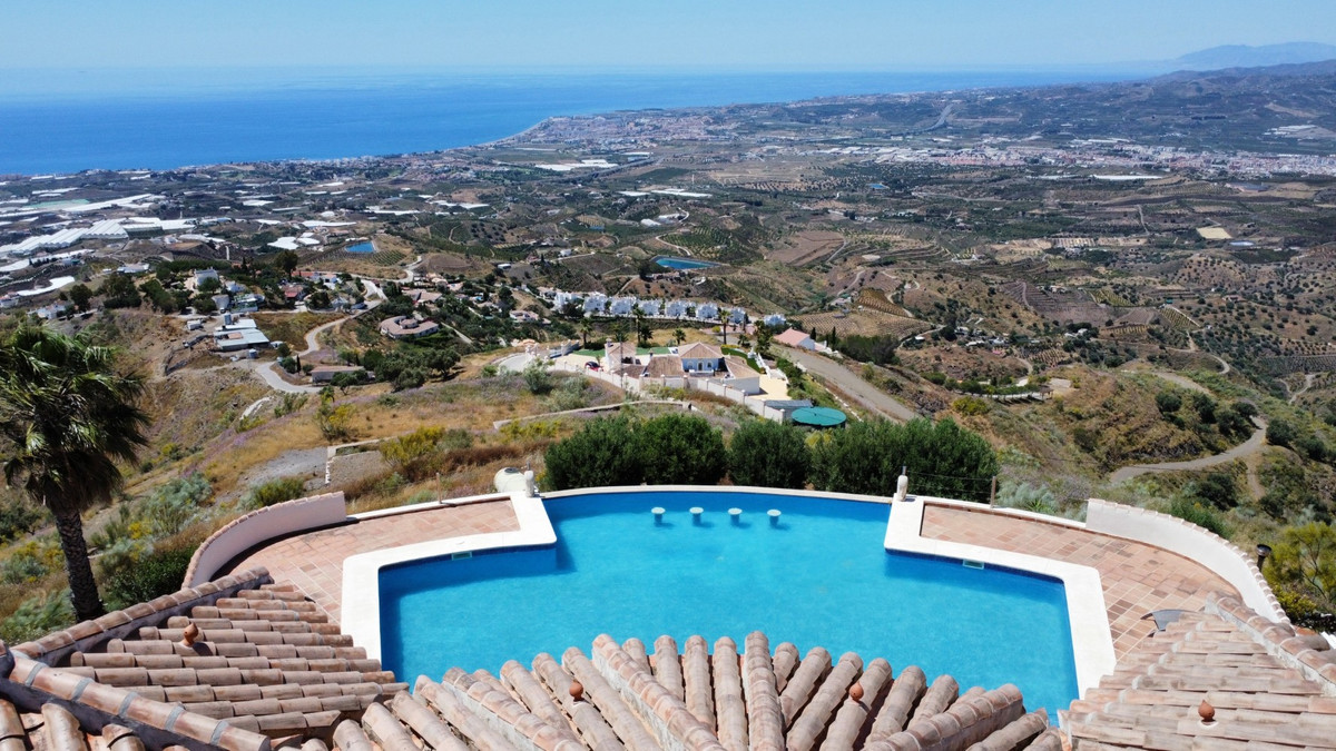 Se vende Villa - Chalet de 6 dormitorios en Costa Del Sol East, Málaga, España
