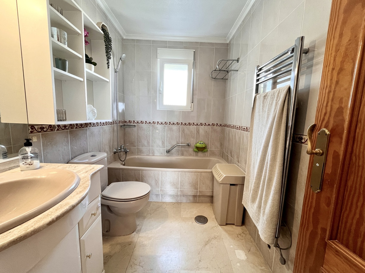 5 Bed Townhouse for sale in San Miguel De Salinas Costa Blanca, Alicante, Spain