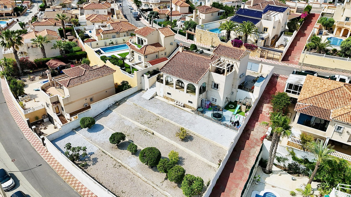 5 Bed Townhouse for sale in San Miguel De Salinas Costa Blanca, Alicante, Spain
