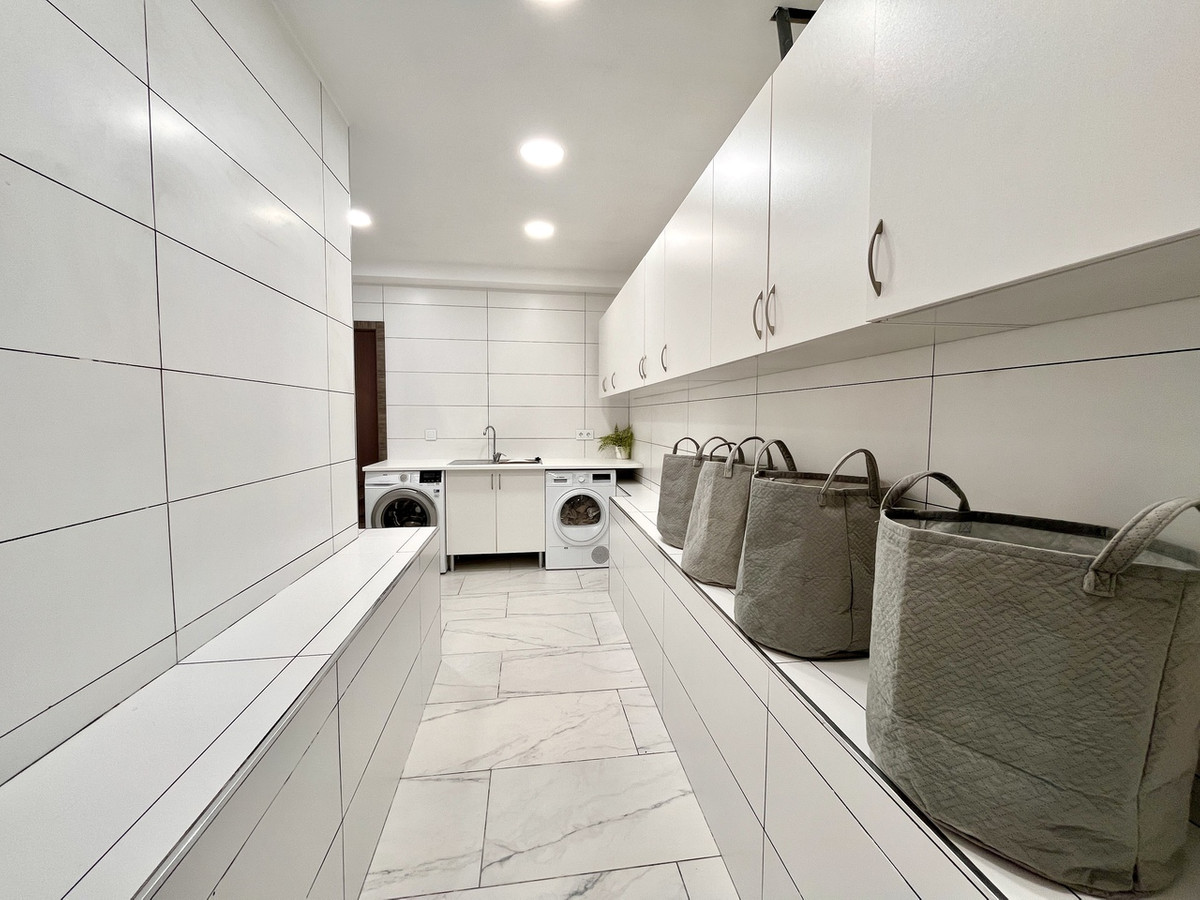 5 Bed Townhouse for sale in San Miguel De Salinas Costa Blanca, Alicante, Spain