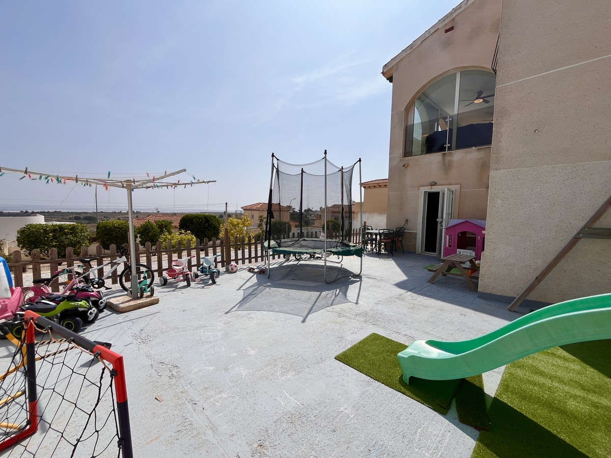 5 Bed Townhouse for sale in San Miguel De Salinas Costa Blanca, Alicante, Spain
