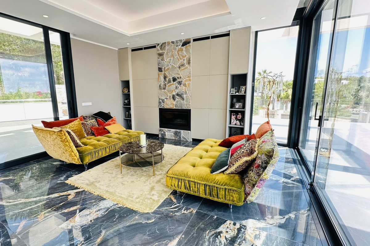 6 Bed Townhouse for sale in Las Colinas Golf Costa Blanca, Alicante, Spain