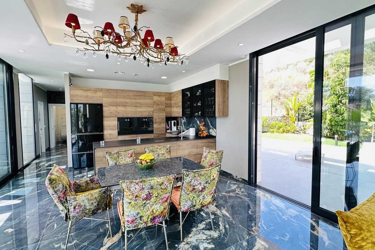 6 Bed Townhouse for sale in Las Colinas Golf Costa Blanca, Alicante, Spain