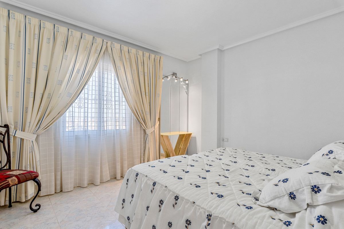 7 Bed Townhouse for sale in Ciudad Quesada Costa Blanca, Alicante, Spain