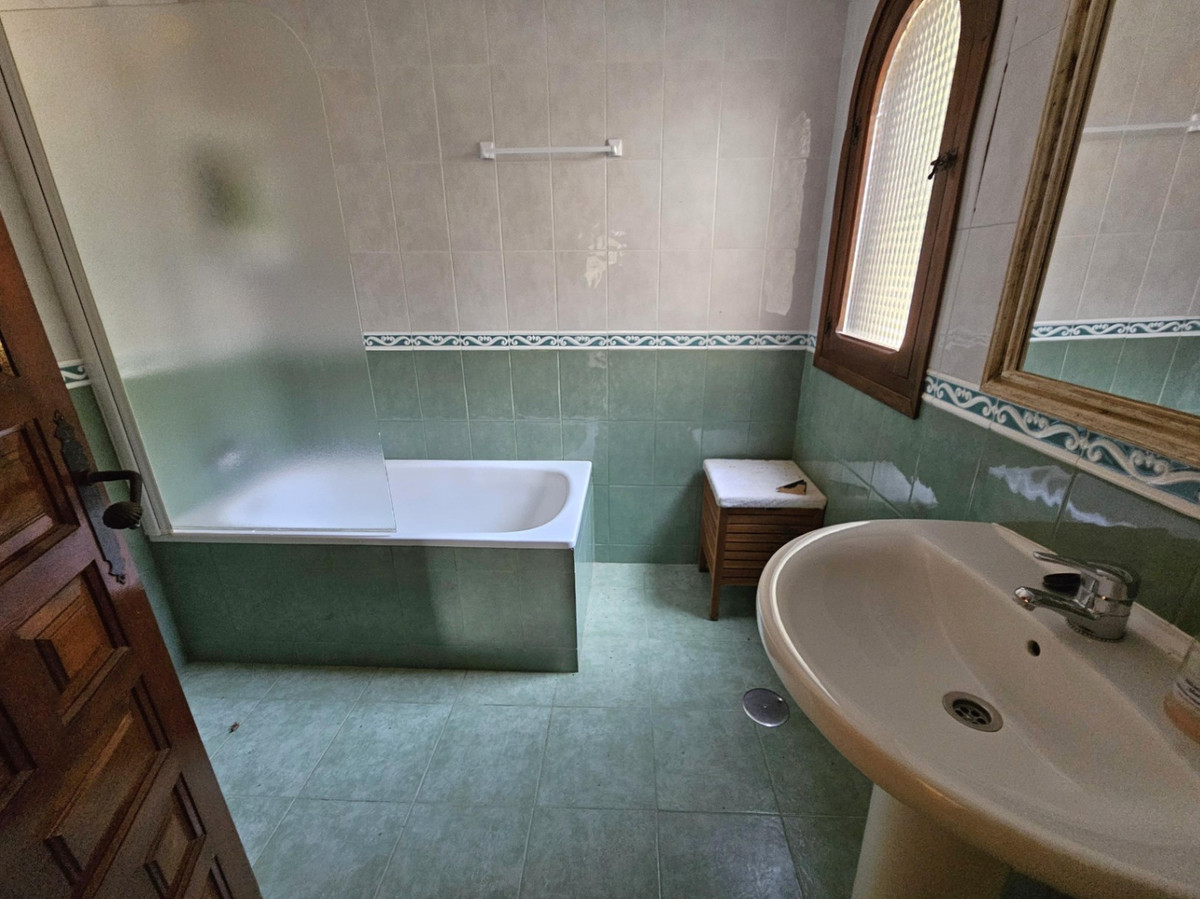 6 Bed Townhouse for sale in Javea Costa Blanca, Alicante, Spain