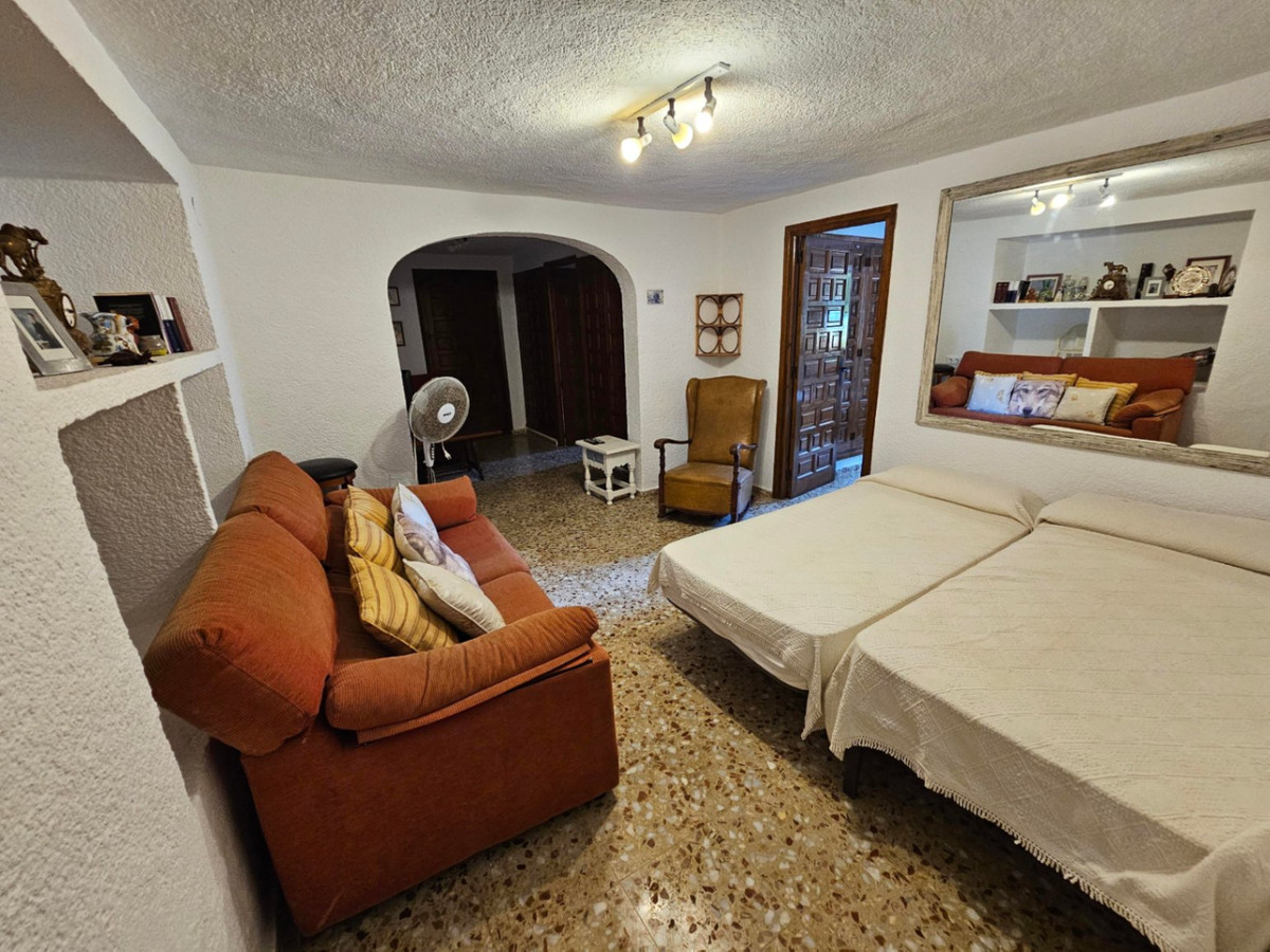 6 Bed Townhouse for sale in Javea Costa Blanca, Alicante, Spain