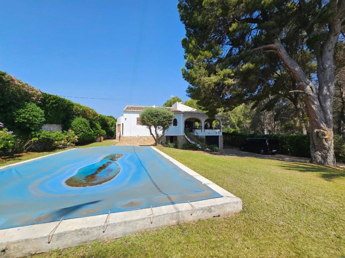 6 Bed Townhouse for sale in Javea Costa Blanca, Alicante, Spain