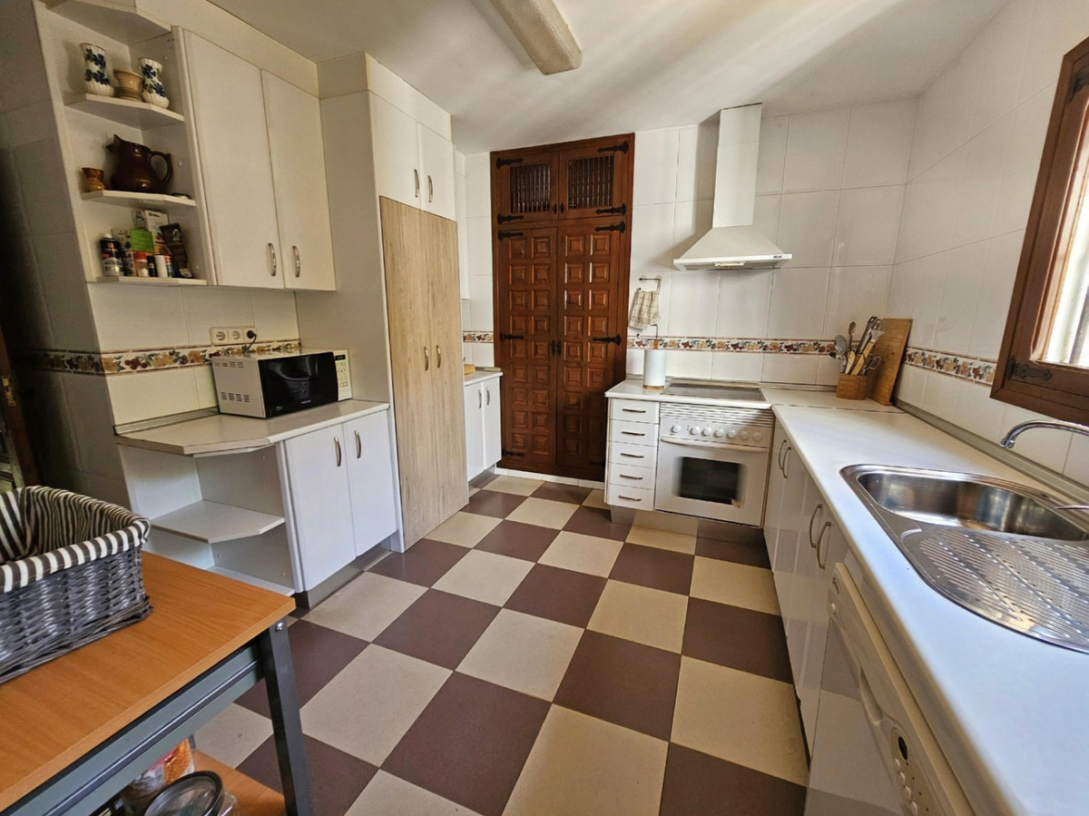 6 Bed Townhouse for sale in Javea Costa Blanca, Alicante, Spain