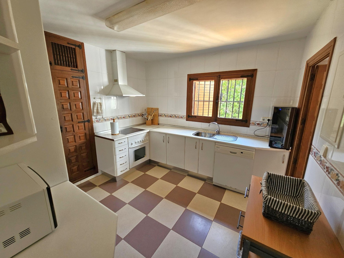 6 Bed Townhouse for sale in Javea Costa Blanca, Alicante, Spain