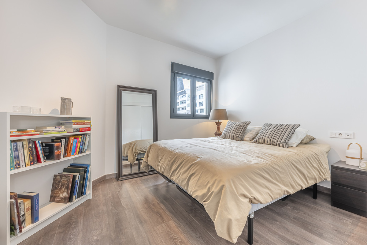 2 Bed Apartment for sale in Estepona Costa Del Sol, Málaga, Spain