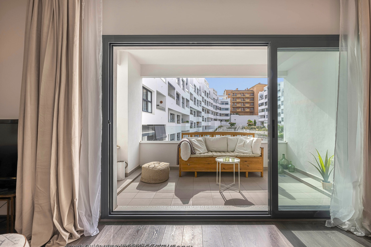 2 Bed Apartment for sale in Estepona Costa Del Sol, Málaga, Spain