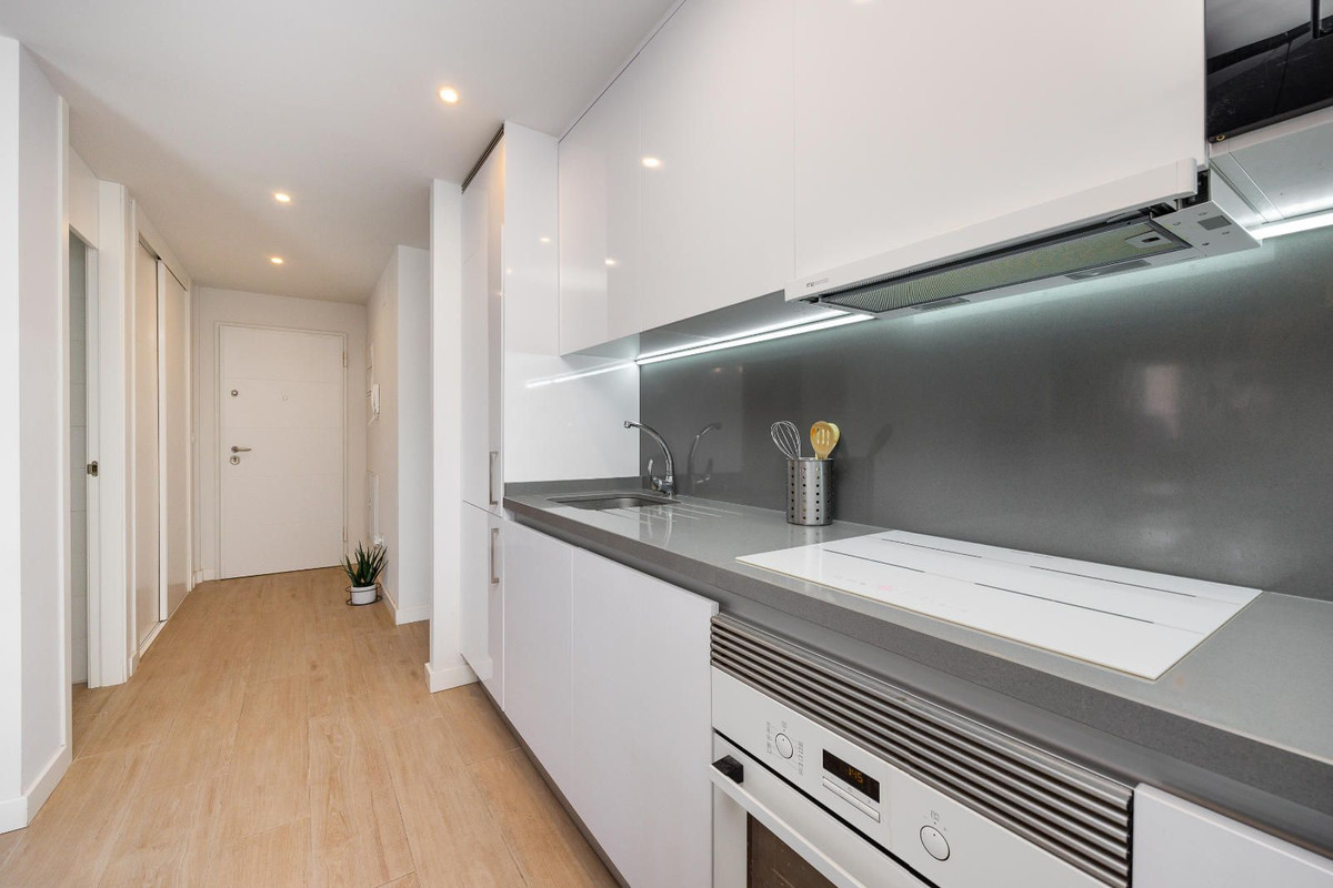 Se vende Apartamento Planta Media de 2 dormitorios en Costa Blanca, Alicante, España