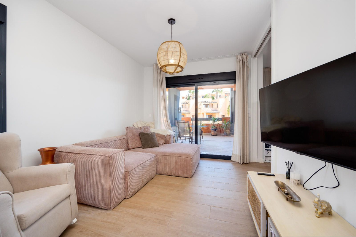 Se vende Apartamento Planta Media de 2 dormitorios en Costa Blanca, Alicante, España
