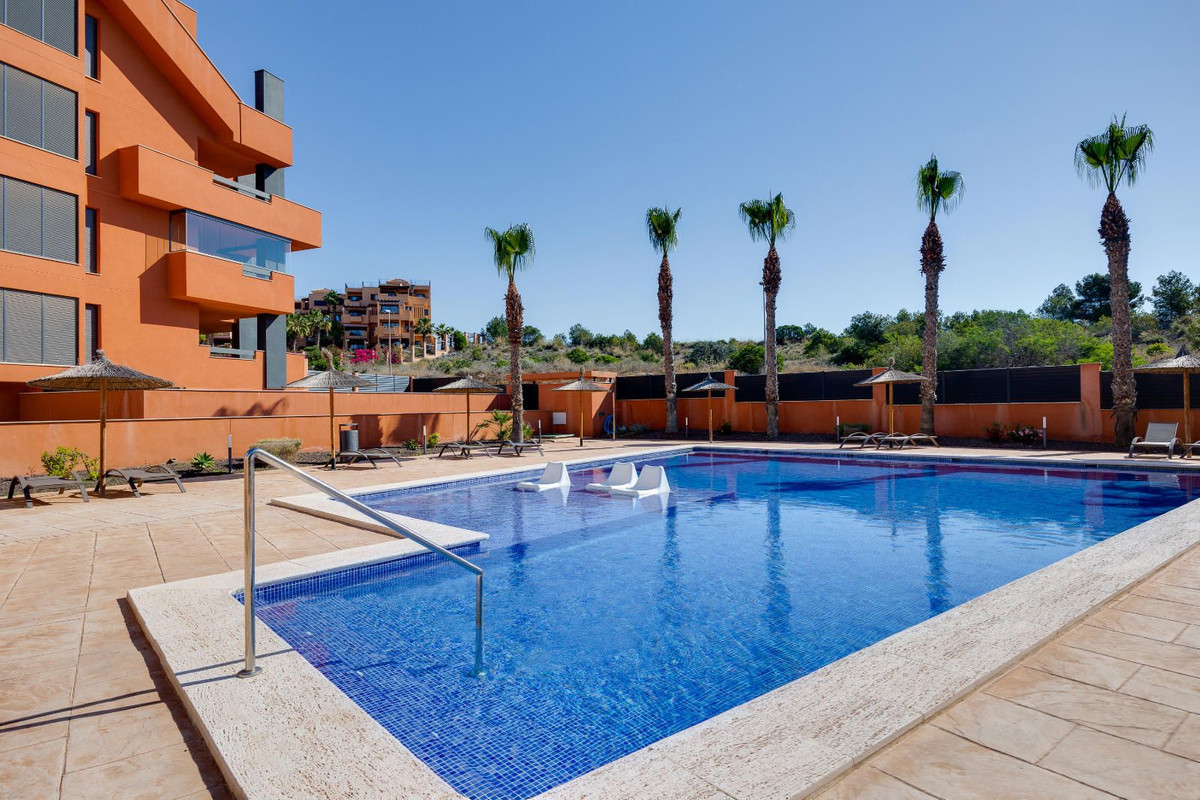 Se vende Apartamento Planta Media de 2 dormitorios en Costa Blanca, Alicante, España