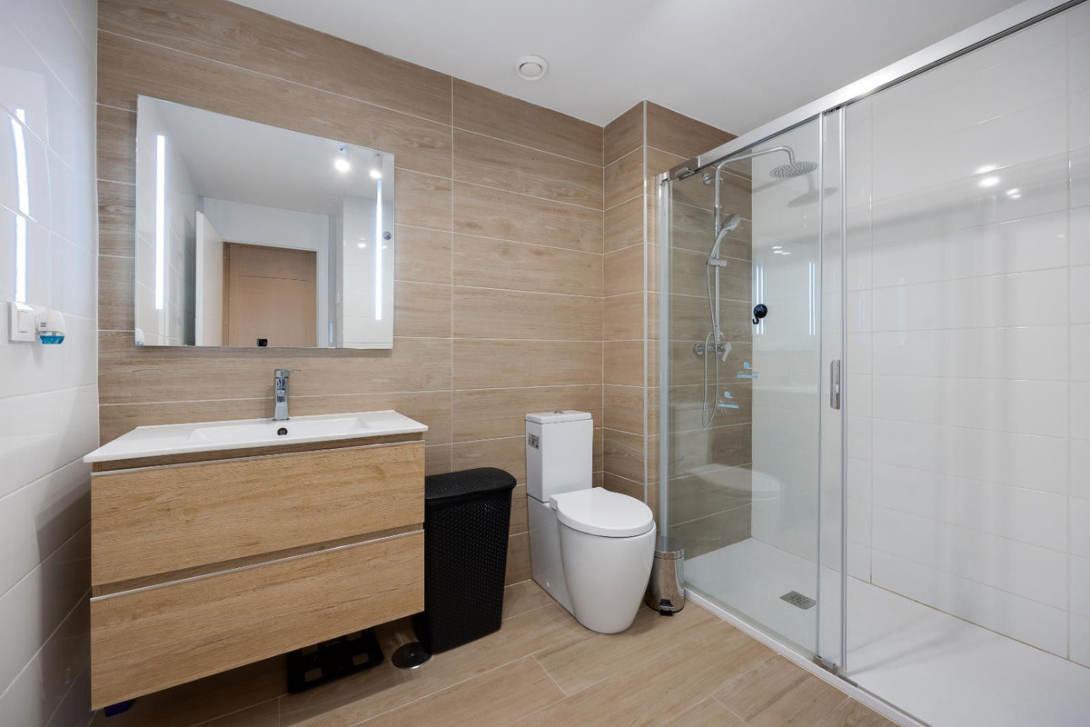 Se vende Apartamento Planta Media de 2 dormitorios en Costa Blanca, Alicante, España