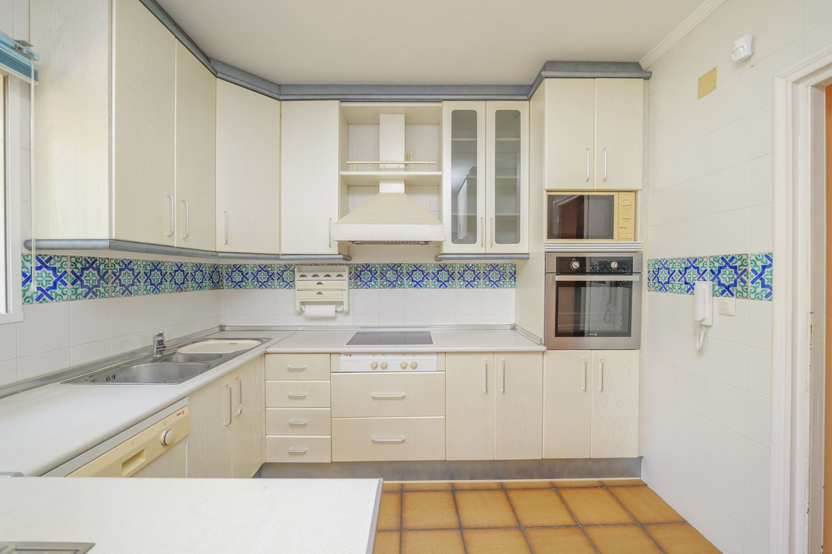 3 Bed Townhouse for sale in Marbella Costa Del Sol, Málaga, Spain