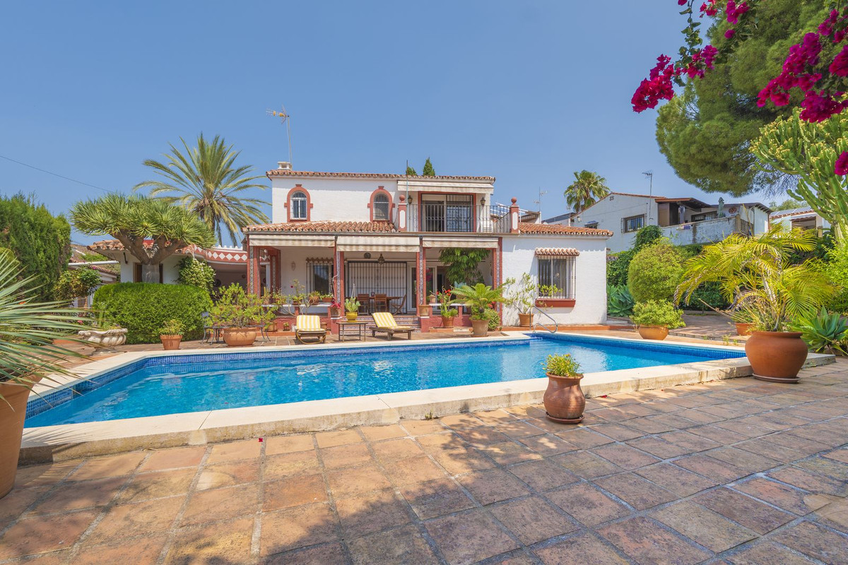 3 Bed Townhouse for sale in Marbella Costa Del Sol, Málaga, Spain