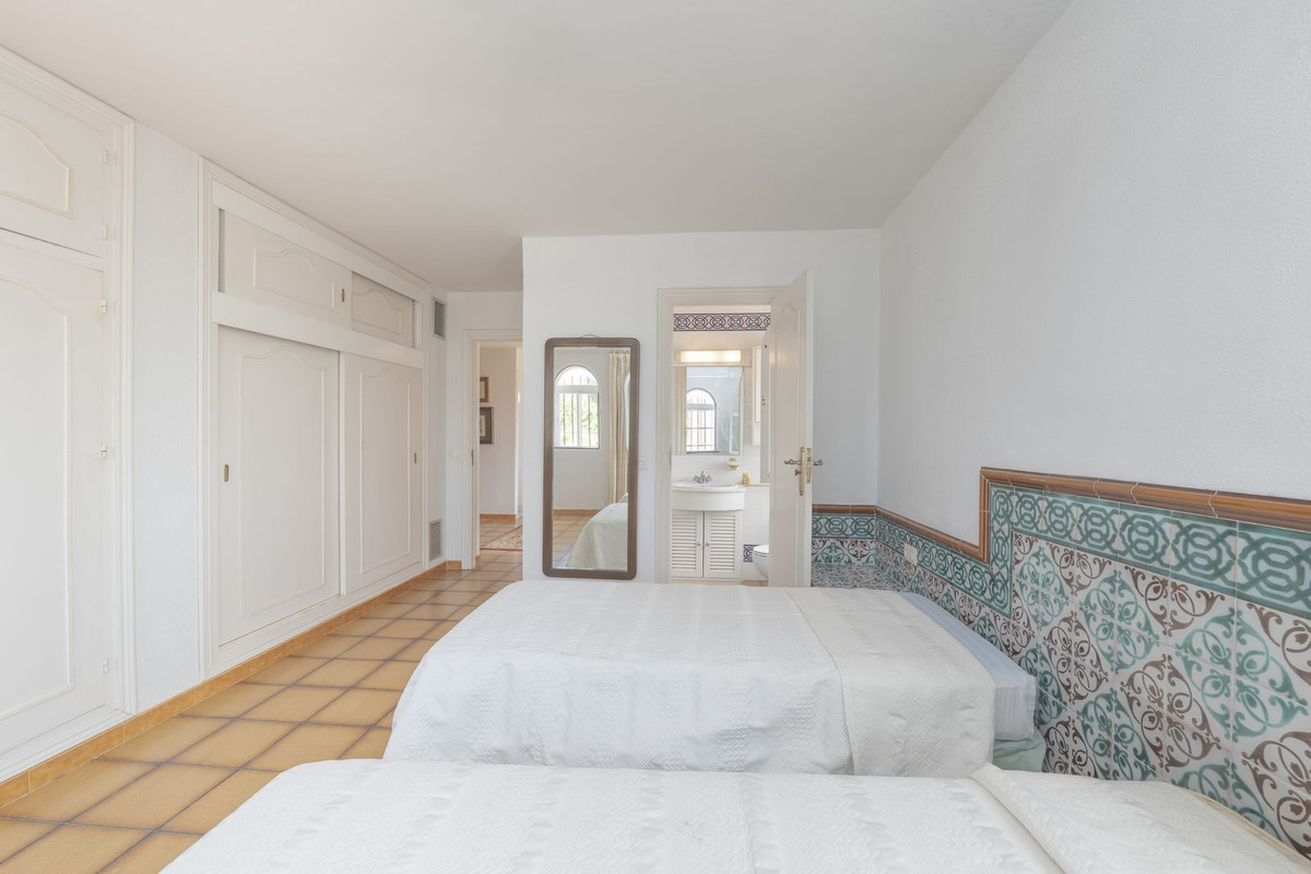 3 Bed Townhouse for sale in Marbella Costa Del Sol, Málaga, Spain