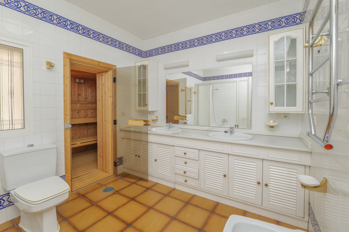 3 Bed Townhouse for sale in Marbella Costa Del Sol, Málaga, Spain