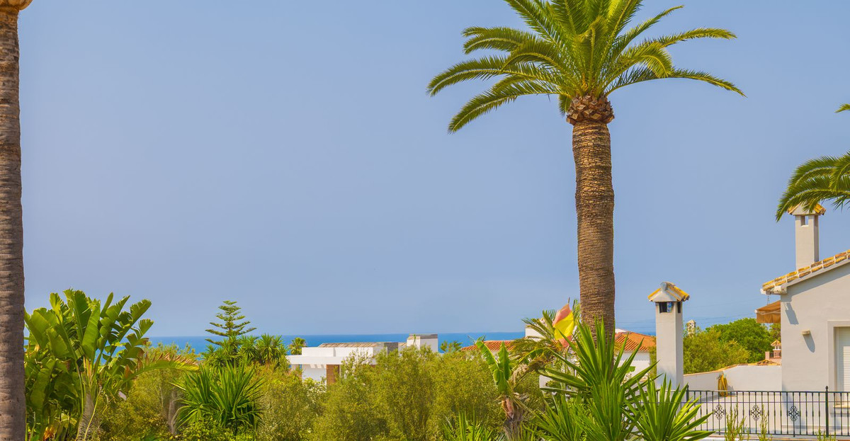 3 Bed Townhouse for sale in Marbella Costa Del Sol, Málaga, Spain