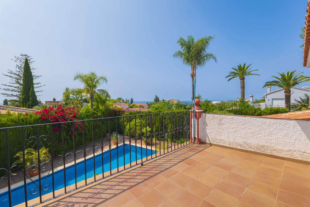 3 Bed Townhouse for sale in Marbella Costa Del Sol, Málaga, Spain