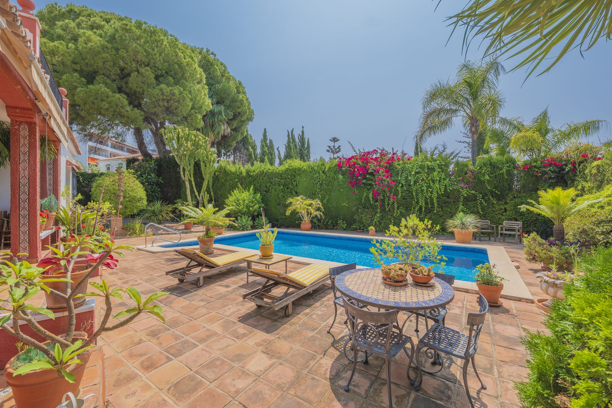 3 Bed Townhouse for sale in Marbella Costa Del Sol, Málaga, Spain