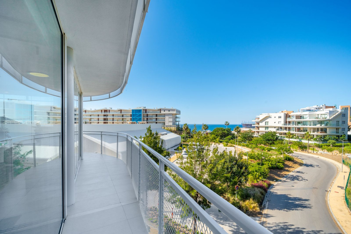 Se vende Apartamento Planta Media de 2 dormitorios en Costa Del Sol, Málaga, España