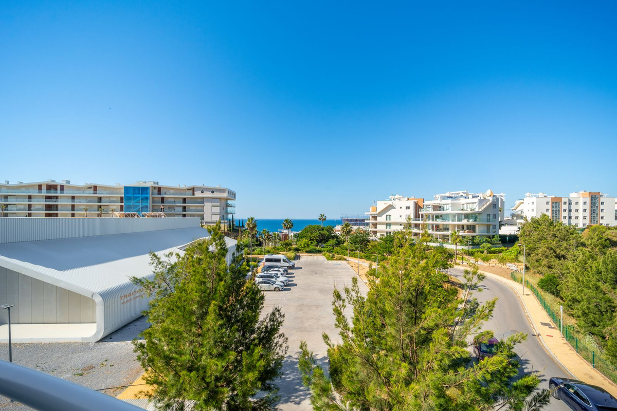 Se vende Apartamento Planta Media de 2 dormitorios en Costa Del Sol, Málaga, España