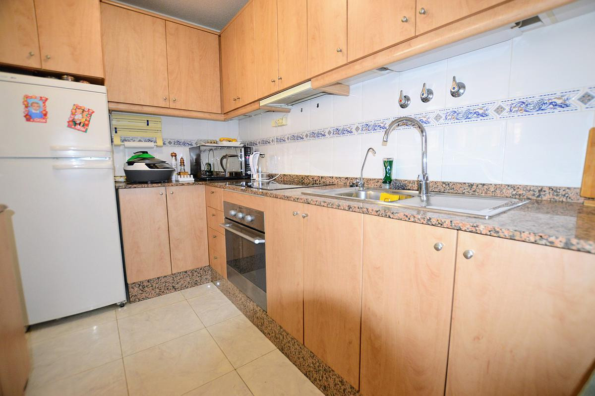 Se vende Villa - Chalet de 3 dormitorios en Costa Blanca, Alicante, España