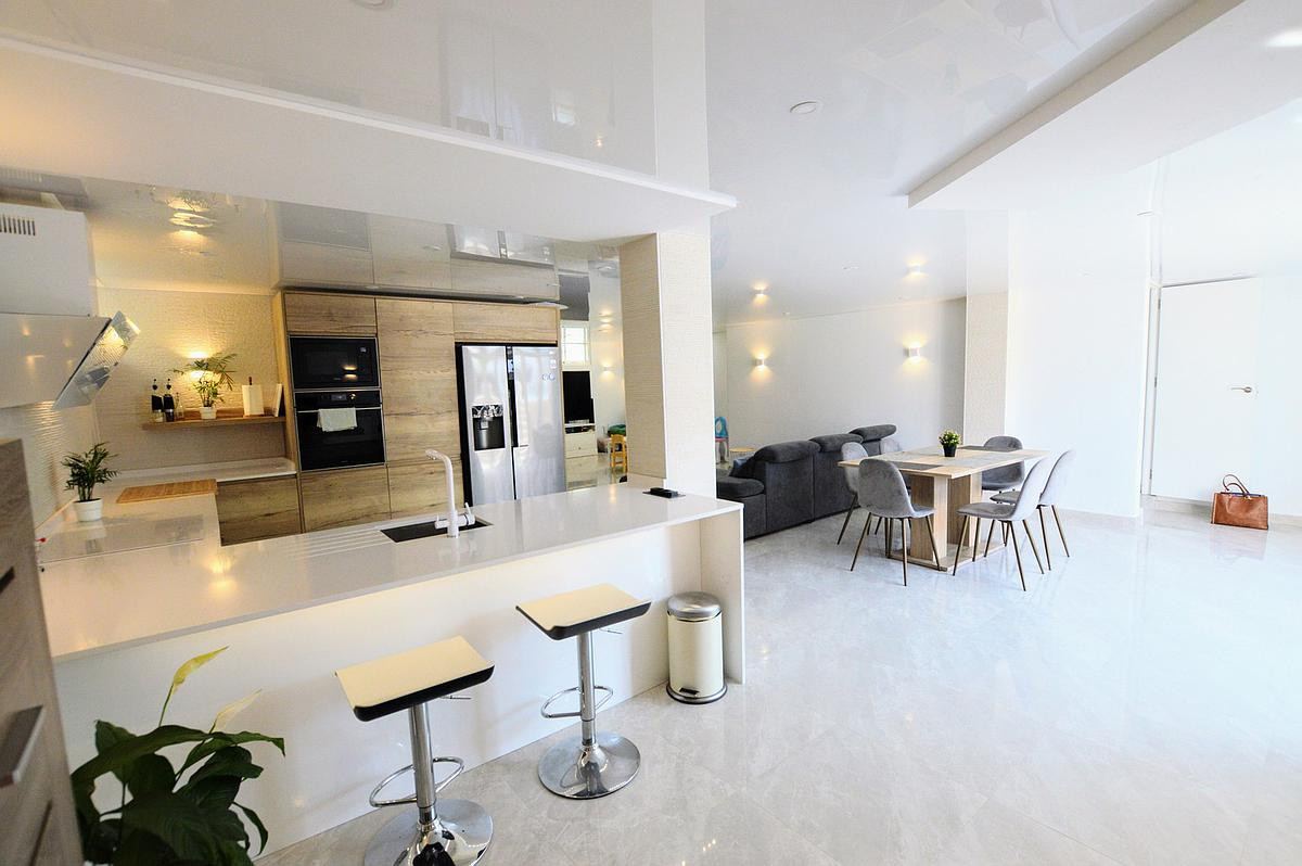 Se vende Villa - Chalet de 3 dormitorios en Costa Blanca, Alicante, España