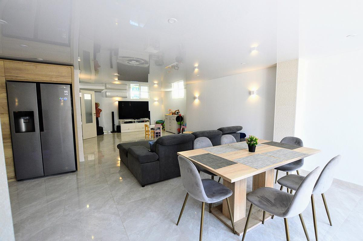 Se vende Villa - Chalet de 3 dormitorios en Costa Blanca, Alicante, España