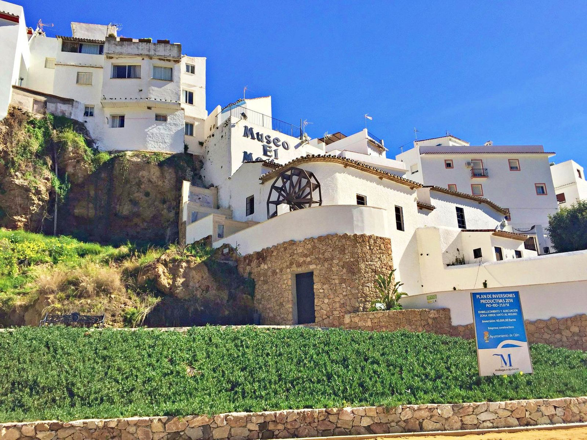 Se vende Terreno Rustico  en Costa Del Sol, Málaga, España