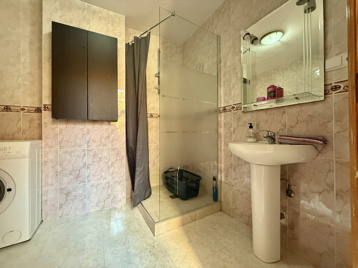 5 Bed Apartment for sale in San Miguel De Salinas Costa Blanca, Alicante, Spain