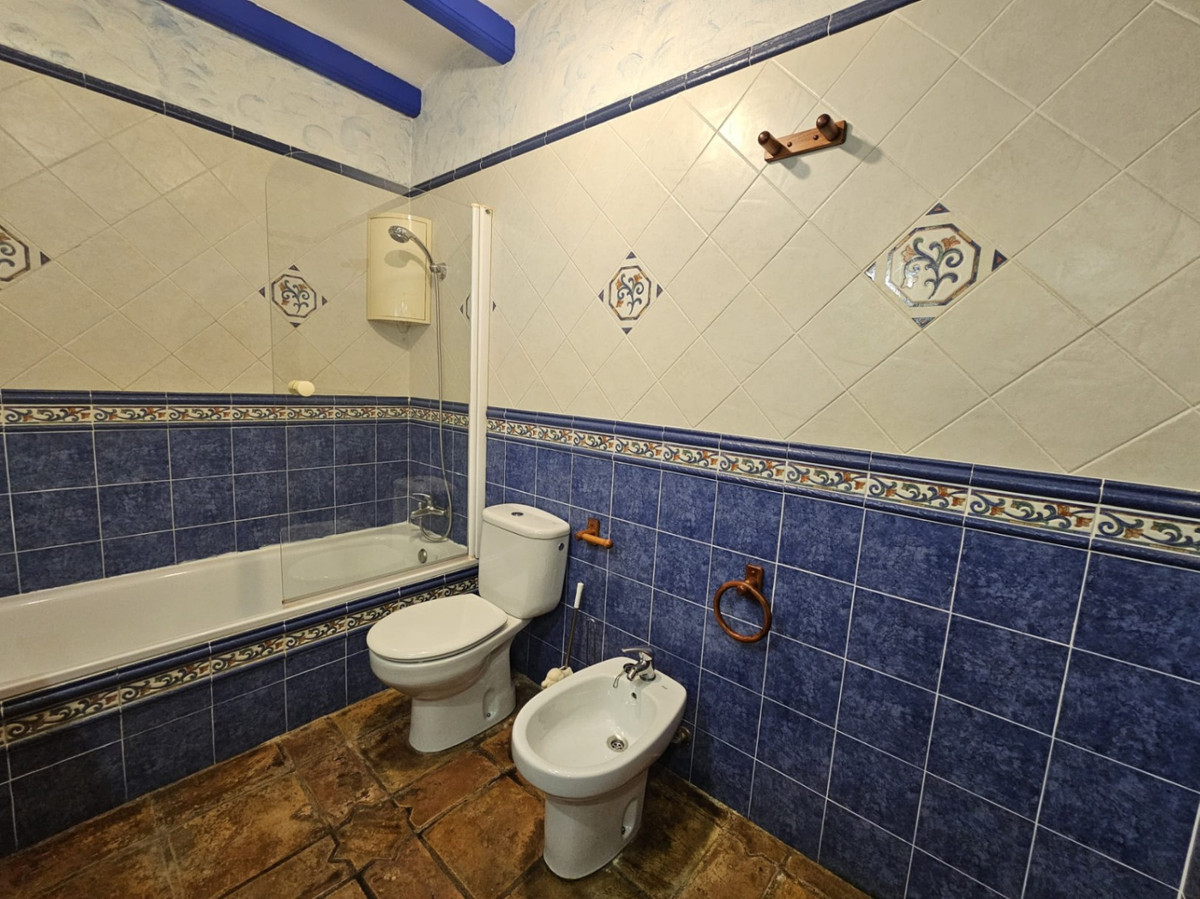 4 Bed Townhouse for sale in Calpe Costa Blanca, Alicante, Spain