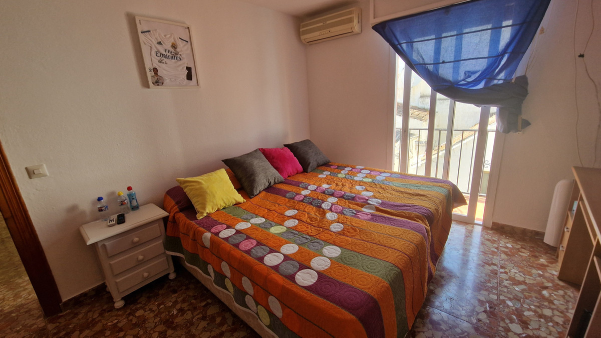 4 Bed Townhouse for sale in Estepona Costa Del Sol, Málaga, Spain