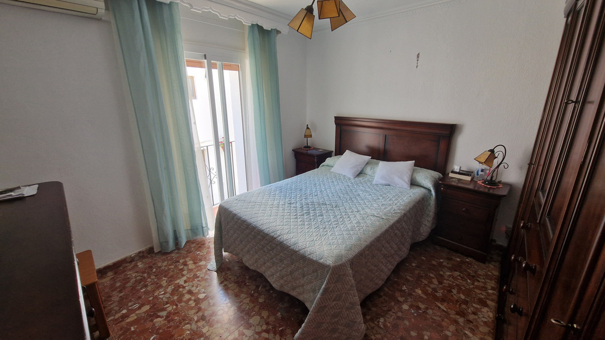 4 Bed Townhouse for sale in Estepona Costa Del Sol, Málaga, Spain