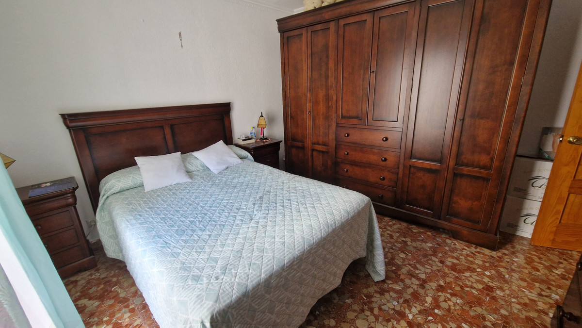 4 Bed Townhouse for sale in Estepona Costa Del Sol, Málaga, Spain