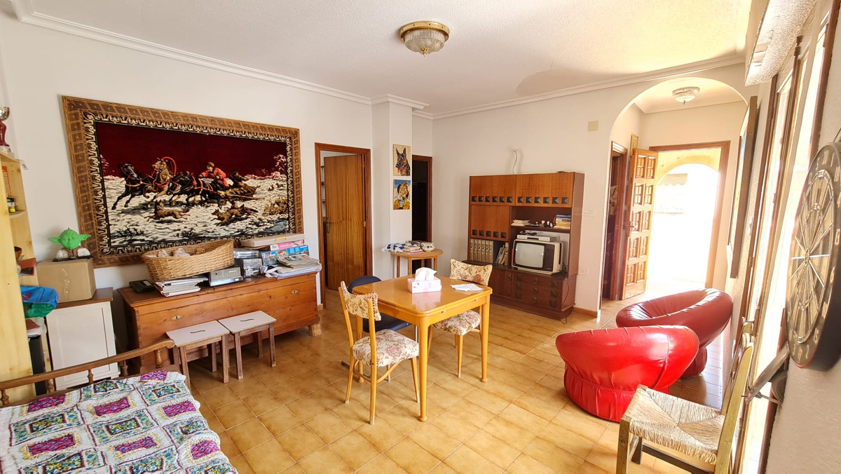 8 Bed Townhouse for sale in Monóvar Costa Blanca, Alicante, Spain