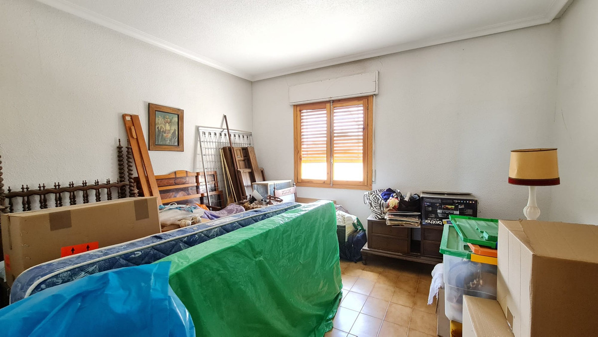 8 Bed Townhouse for sale in Monóvar Costa Blanca, Alicante, Spain