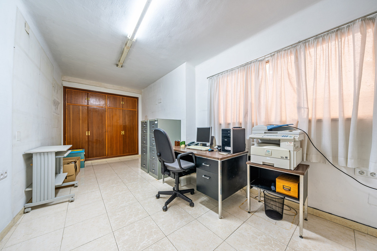 4 Bed Apartment for sale in Málaga Centro Costa Del Sol, Málaga, Spain