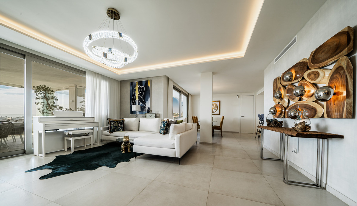 7 Bed Apartment for sale in Aloha Costa Del Sol, Málaga, Spain