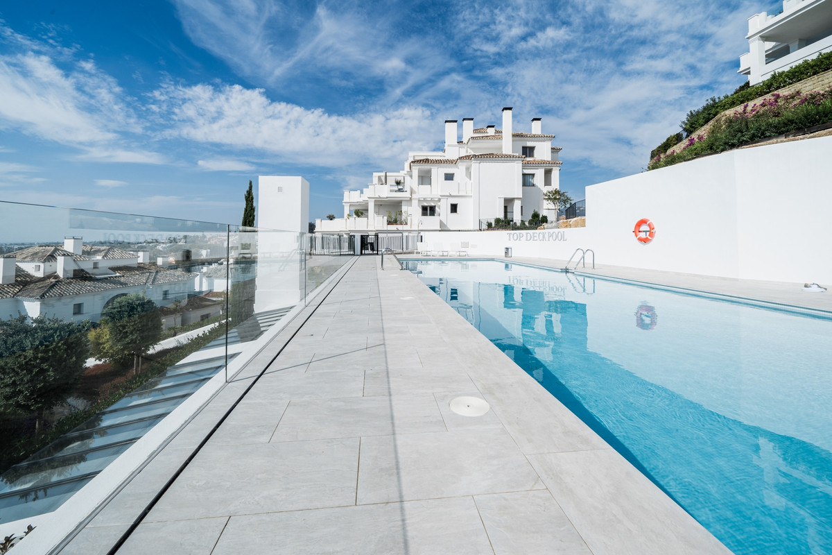 7 Bed Apartment for sale in Aloha Costa Del Sol, Málaga, Spain