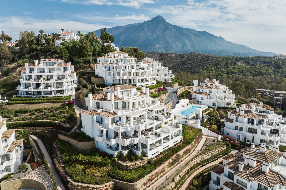 7 Bed Apartment for sale in Aloha Costa Del Sol, Málaga, Spain