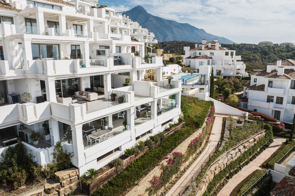 7 Bed Apartment for sale in Aloha Costa Del Sol, Málaga, Spain