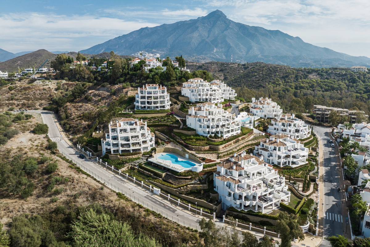 7 Bed Apartment for sale in Aloha Costa Del Sol, Málaga, Spain