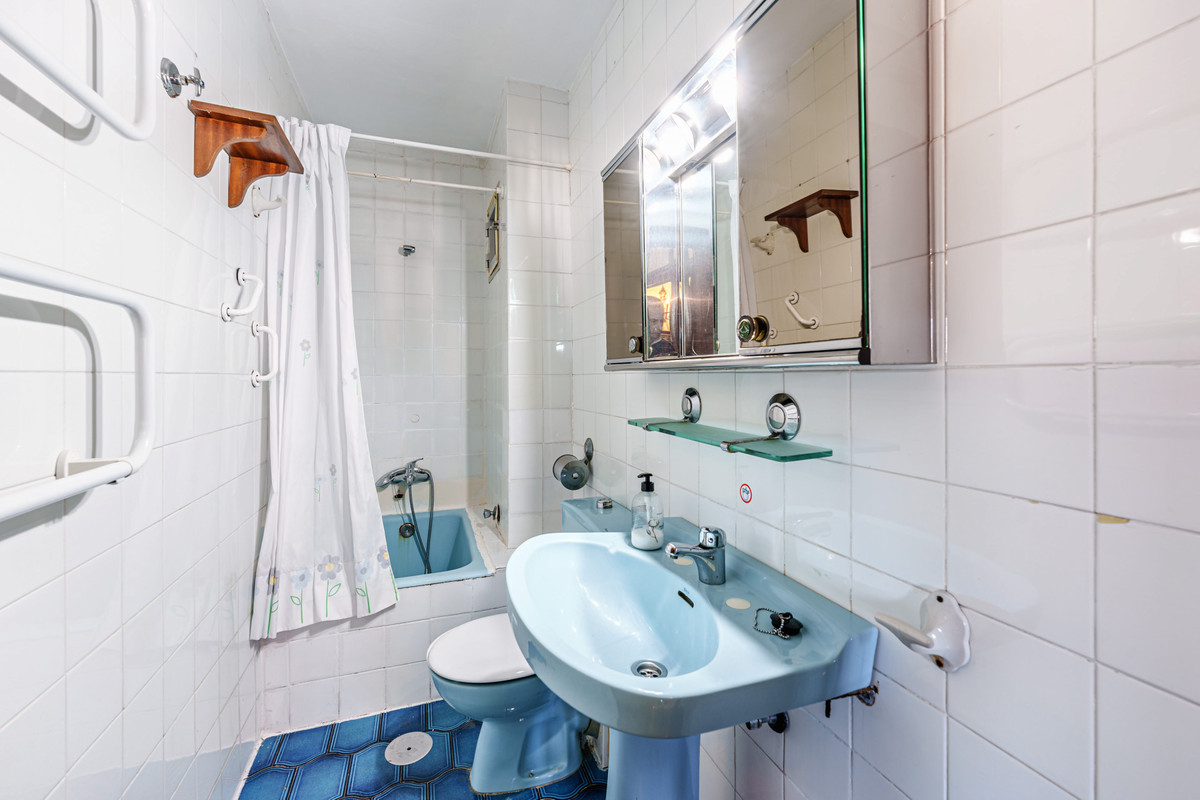5 Bed Apartment for sale in Málaga Centro Costa Del Sol, Málaga, Spain