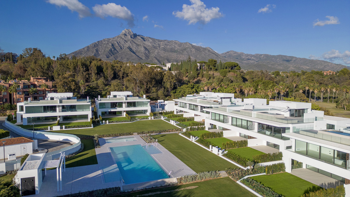 Se vende Pareada de 4 dormitorios en Costa Del Sol, Málaga, España