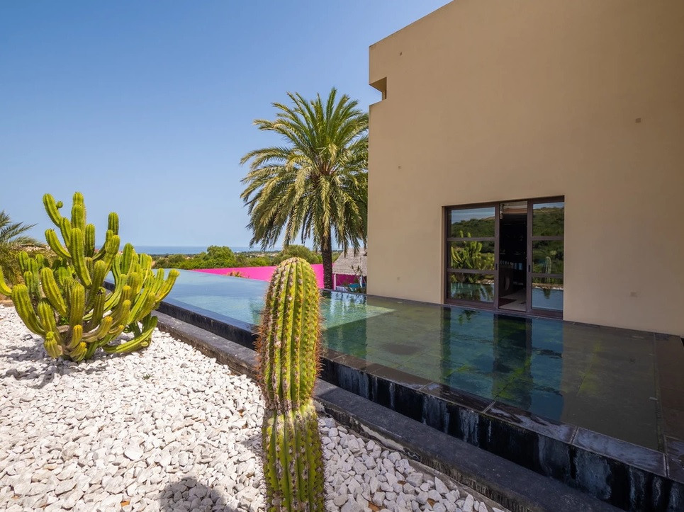 Se vende Villa - Chalet de 6 dormitorios en Costa Del Sol, Cadiz, España